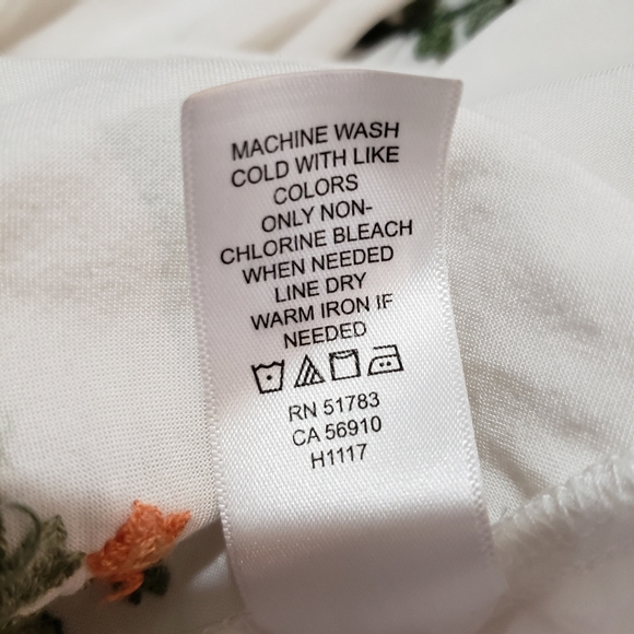 Maurice Womens XS Embroidered Boho Peasant Top Cold Shoulder White Ruffle Sleeve - Picture 8 of 8